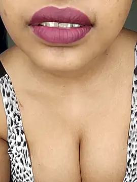 sex-withcouple online show from February 2026 03:08:01 AM