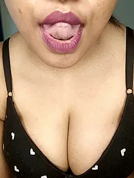 sex-withcouple online show from February 2026 06:19:02 AM