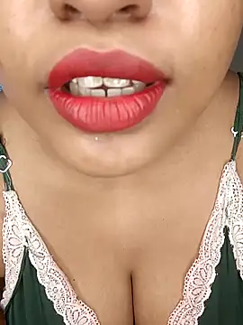 sex-withcouple online show from March 2026 02:55:02 AM