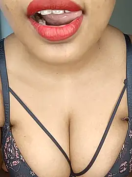 sex-withcouple online show from March 2026 03:16:01 AM