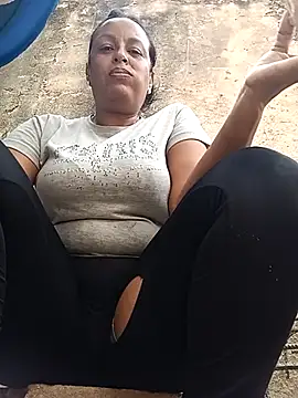 Fernanda30 online show from February 2026 07:33:01 PM