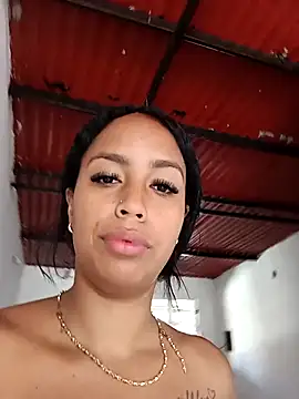 Snapshot of Fernanda30 chatting on October 2025 02:51:01 PM Fernanda30 online show from October 2025 02:51:01 PM