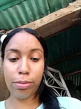 Snapshot of Fernanda30 chatting on November 2025 01:59:01 PM Fernanda30 online show from November 2025 01:59:01 PM