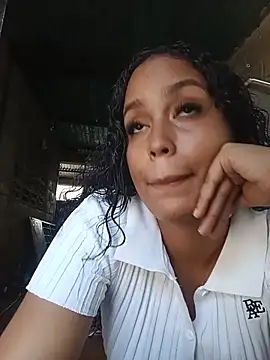 Fernanda30 online show from July 2026 08:41:01 PM