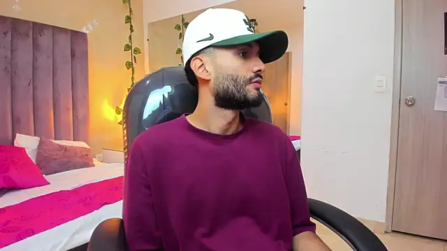 Ryan Jackson  online show from November 2025 05:08:01 AM