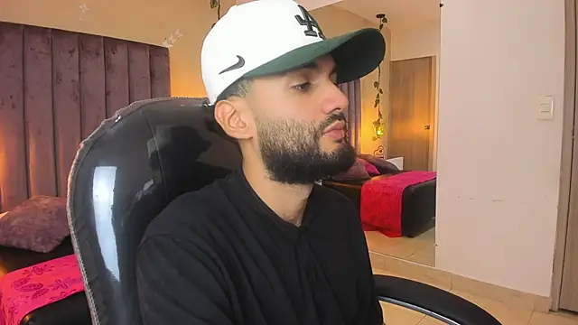 Ryan Jackson  online show from November 2025 04:16:01 AM