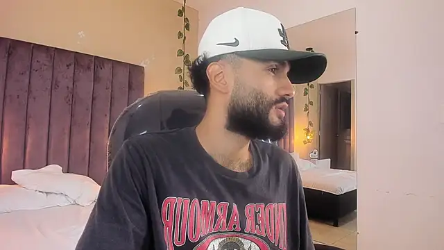 Ryan Jackson  online show from November 2025 04:44:01 AM