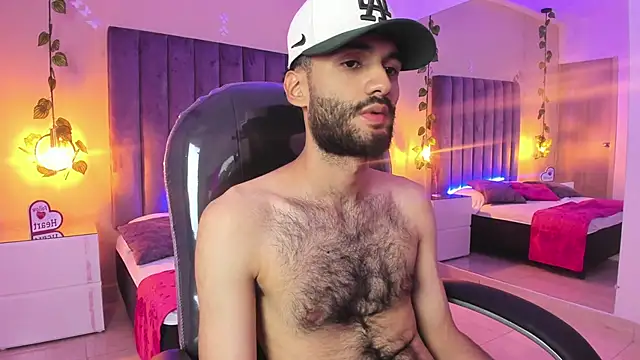 Ryan Jackson  online show from December 2025 04:55:01 AM