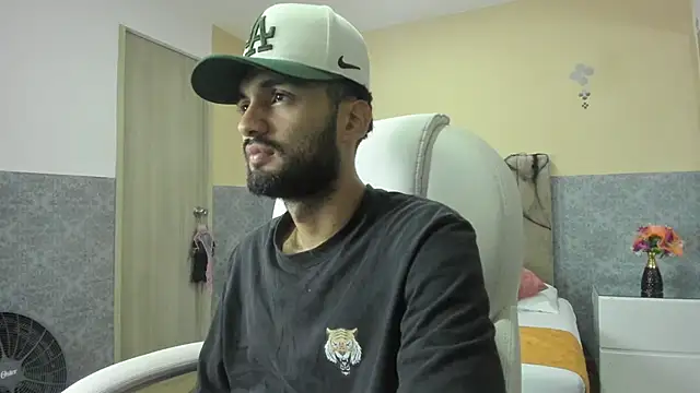 Snapshot of Ryan_Jackson_ chatting on October 2025 12:01:02 AM Ryan Jackson  online show from October 2025 12:01:02 AM