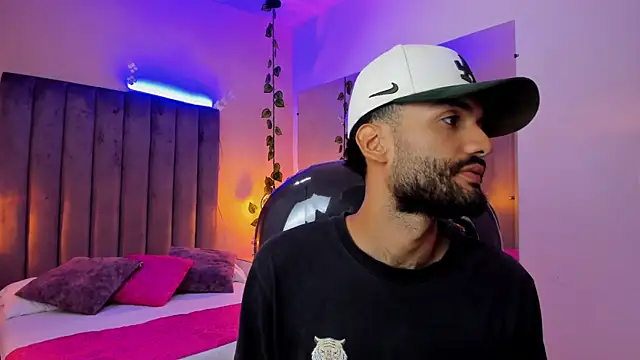 Ryan Jackson  online show from December 2025 12:28:02 AM