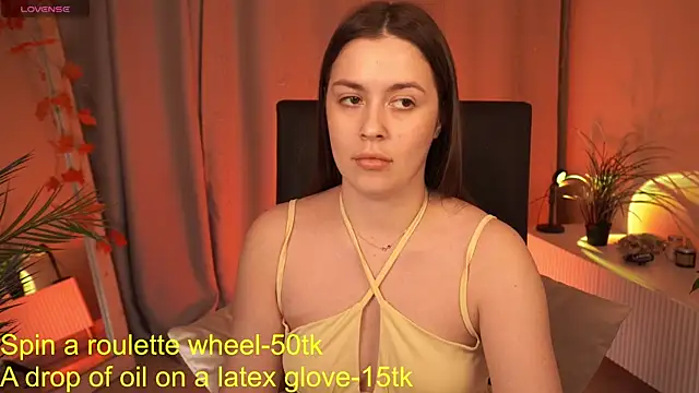 EmiliyaRoude online show from November 2025 01:22:02 PM