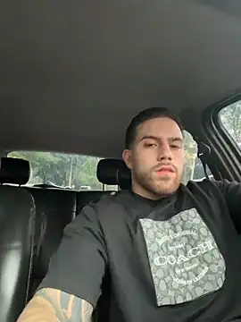 Ades Lowe online show from November 2025 11:58:02 AM