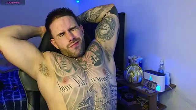 Ades Lowe online show from April 2026 07:02:01 AM