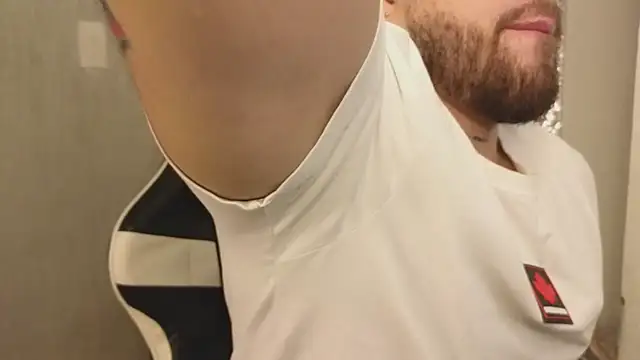 Ades Lowe online show from November 2025 12:09:01 PM