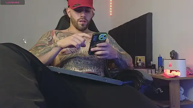 Ades Lowe online show from February 2026 09:15:01 PM