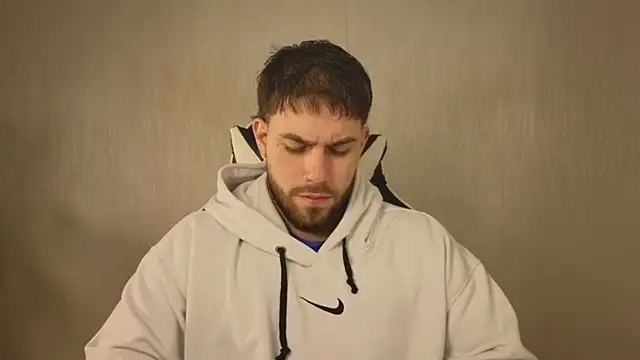 Ades Lowe online show from November 2025 11:37:01 AM