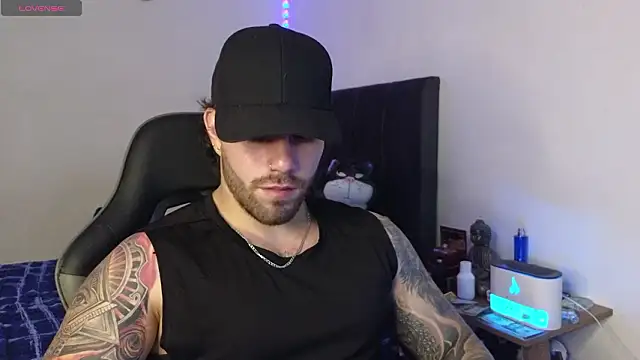 Ades Lowe online show from February 2026 05:51:02 AM