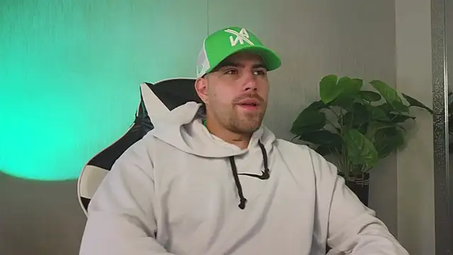 Ades Lowe online show from November 2025 11:54:02 AM