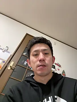 Snapshot of yuma0815 chatting on March 2026 10:17:01 PM yuma0815 online show from March 2026 10:17:01 PM