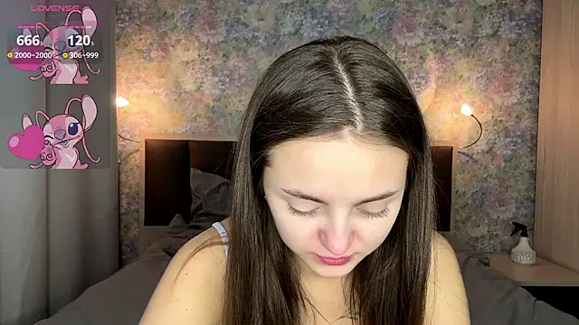 LoraDavi online show from March 2026 06:43:02 AM