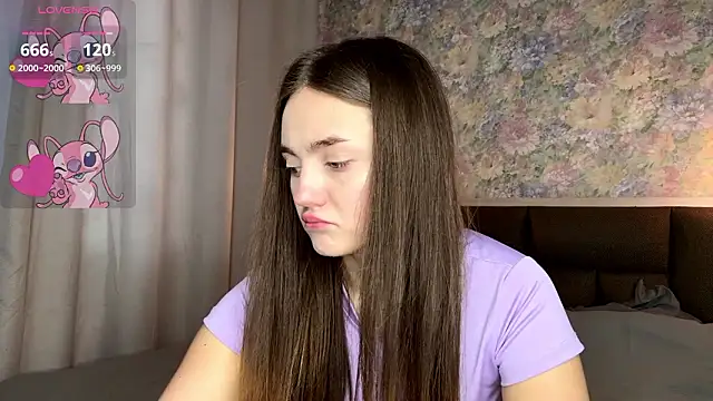 LoraDavi online show from March 2026 07:11:01 AM