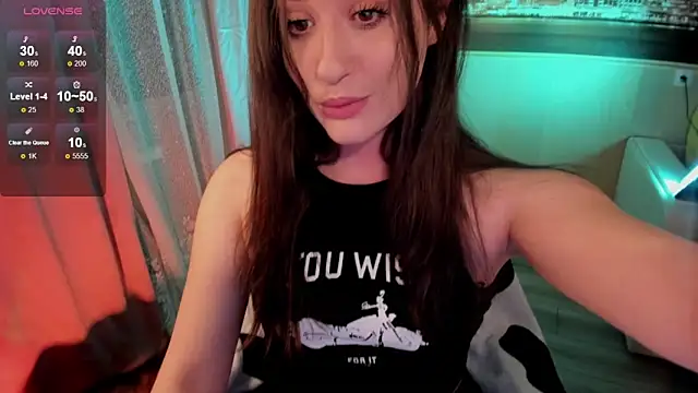 Sserendipityy online show from December 2025 06:24:01 PM