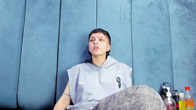 Megan Thompson  online show from February 2026 02:23:02 AM