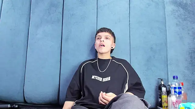 Megan Thompson  online show from March 2026 02:11:02 AM