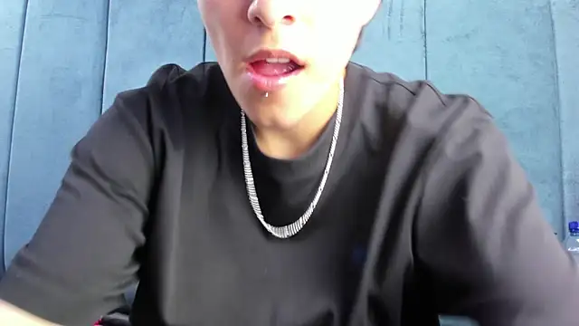 Megan Thompson  online show from February 2026 02:11:01 AM