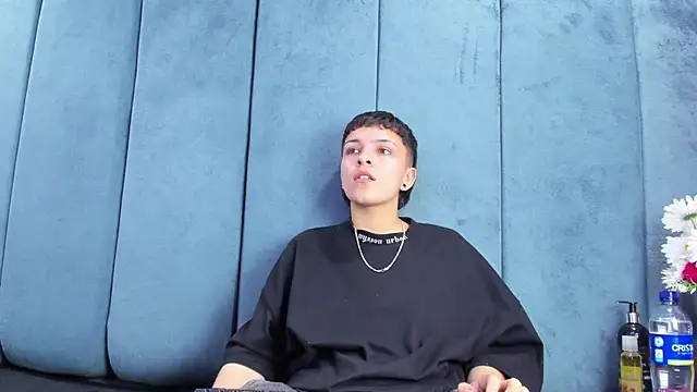 Megan Thompson  online show from February 2026 02:13:01 AM