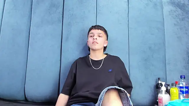 Megan Thompson  online show from March 2026 02:27:02 AM