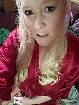 Bouncy-Bella28X online show from April 2026 07:57:01 AM