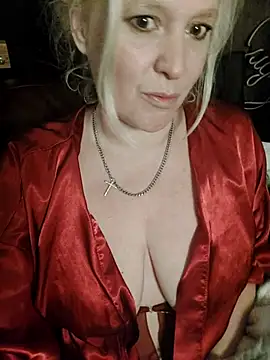 Bouncy-Bella28X online show from November 2025 08:41:02 AM