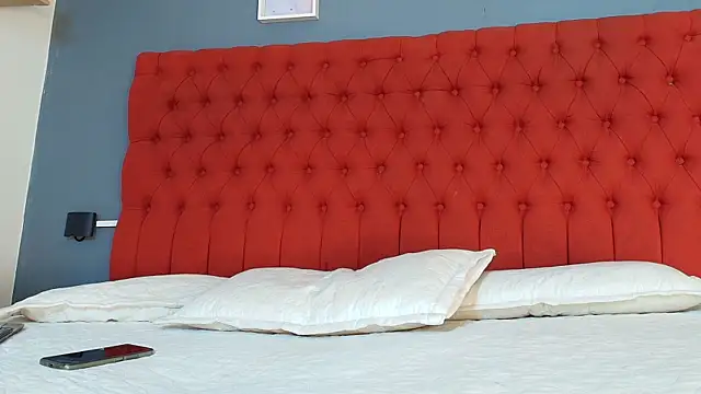 keyla mejia online show from December 2025 12:07:02 PM