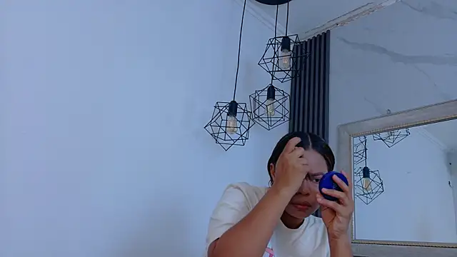 Snapshot of keyla_mejia chatting on June 2026 12:06:02 PM keyla mejia online show from June 2026 12:06:02 PM