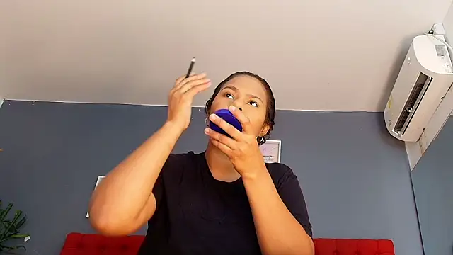 keyla mejia online show from March 2026 12:05:01 PM