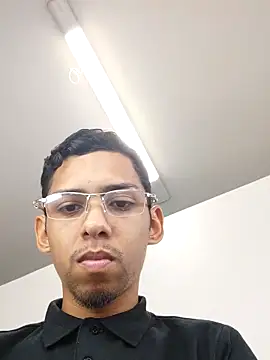 Oqui online show from February 2026 08:00:02 PM