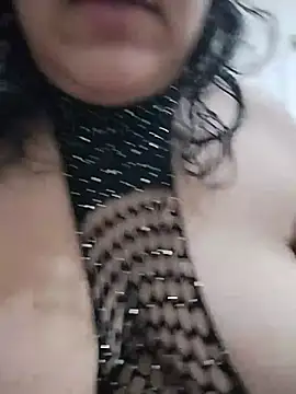 Snapshot of Mari29patty chatting on June 2026 11:00:02 AM Mari29patty online show from June 2026 11:00:02 AM