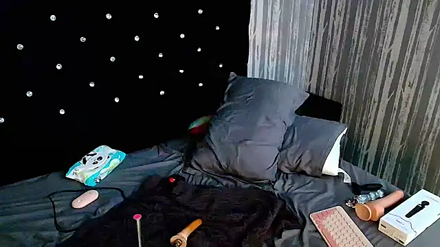 Alicee Moonn online show from February 2026 09:16:01 AM