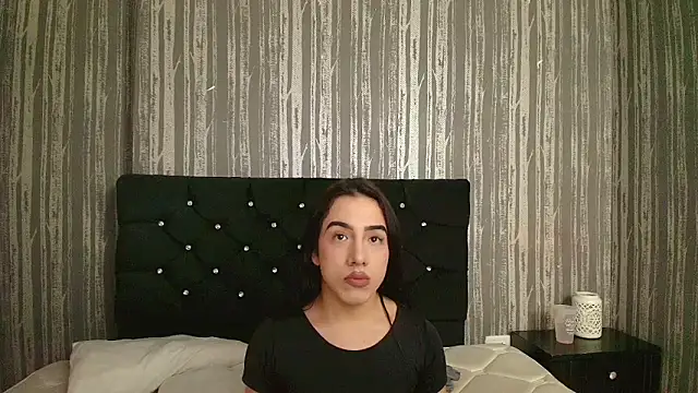 Alicee Moonn online show from June 2026 08:28:01 PM