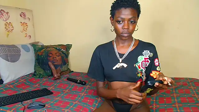 Ebony-Mistique online show from April 2026 12:28:01 AM