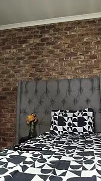 Snapshot of Ebony-Mistique chatting on February 2026 08:09:02 PM Ebony-Mistique online show from February 2026 08:09:02 PM