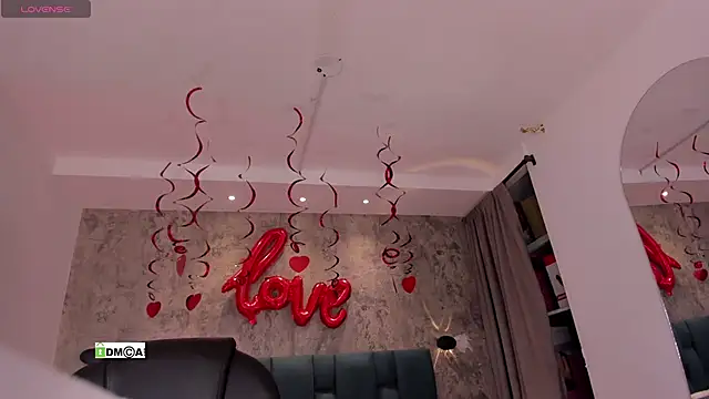 Snapshot of susanasmith18 chatting on February 2026 07:35:02 PM susanasmith18 online show from February 2026 07:35:02 PM