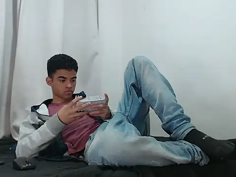 camillo beischel  online show from September 2025 05:31:02 PM