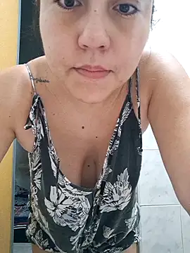 Snapshot of SweettyNaugthy chatting on October 2025 10:39:01 AM SweettyNaugthy online show from October 2025 10:39:01 AM