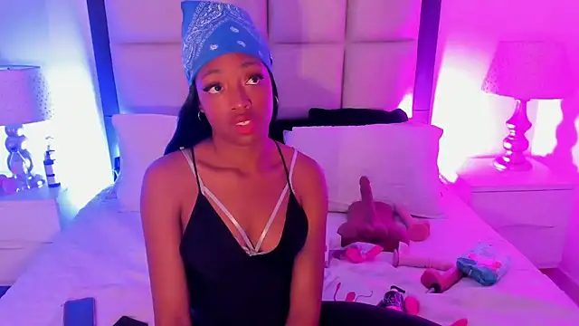 Snapshot of BiancaShermann chatting on November 2025 05:28:01 PM BiancaShermann online show from November 2025 05:28:01 PM