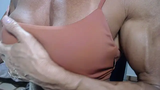 Stronggsexy online show from May 2026 11:11:01 PM