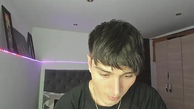 Snapshot of stevve_14 chatting on July 2026 04:02:02 AM stevve 14 online show from July 2026 04:02:02 AM