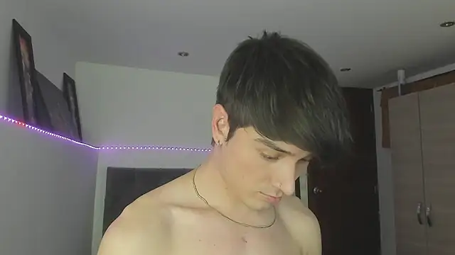 stevve 14 online show from November 2025 02:43:01 AM