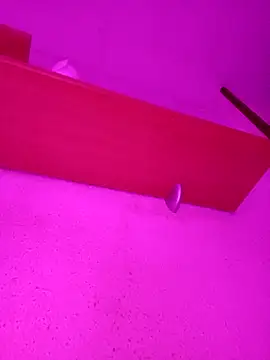 Hottiesophie online show from April 2026 12:06:01 AM